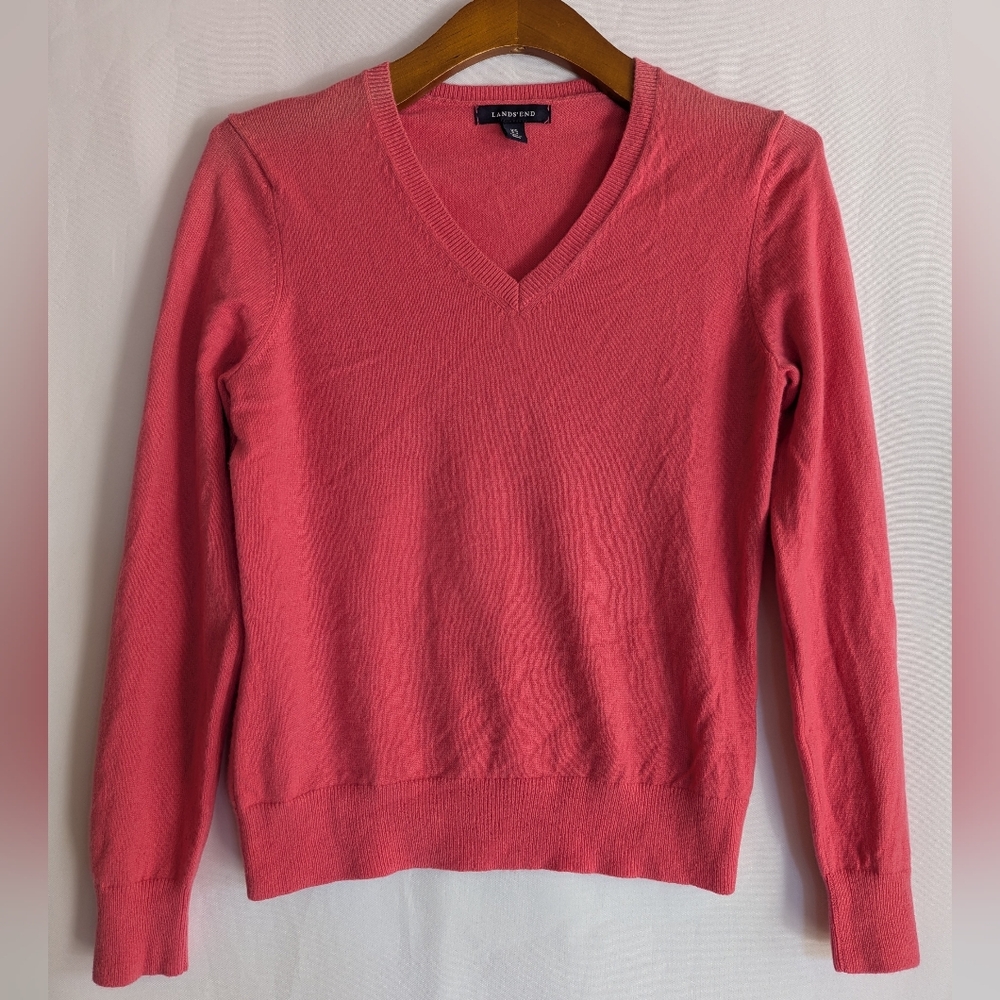 Lands' End XS 100% Cashmere Coral Pink V-Neck Sweater Soft Pullover Camping